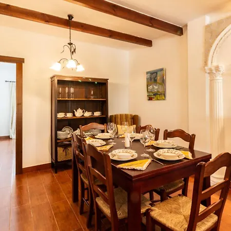 Casa Del Rio Saleres